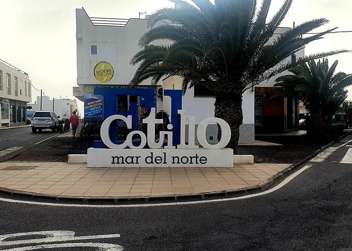 Casa Abuelo Antonio * Cotillo